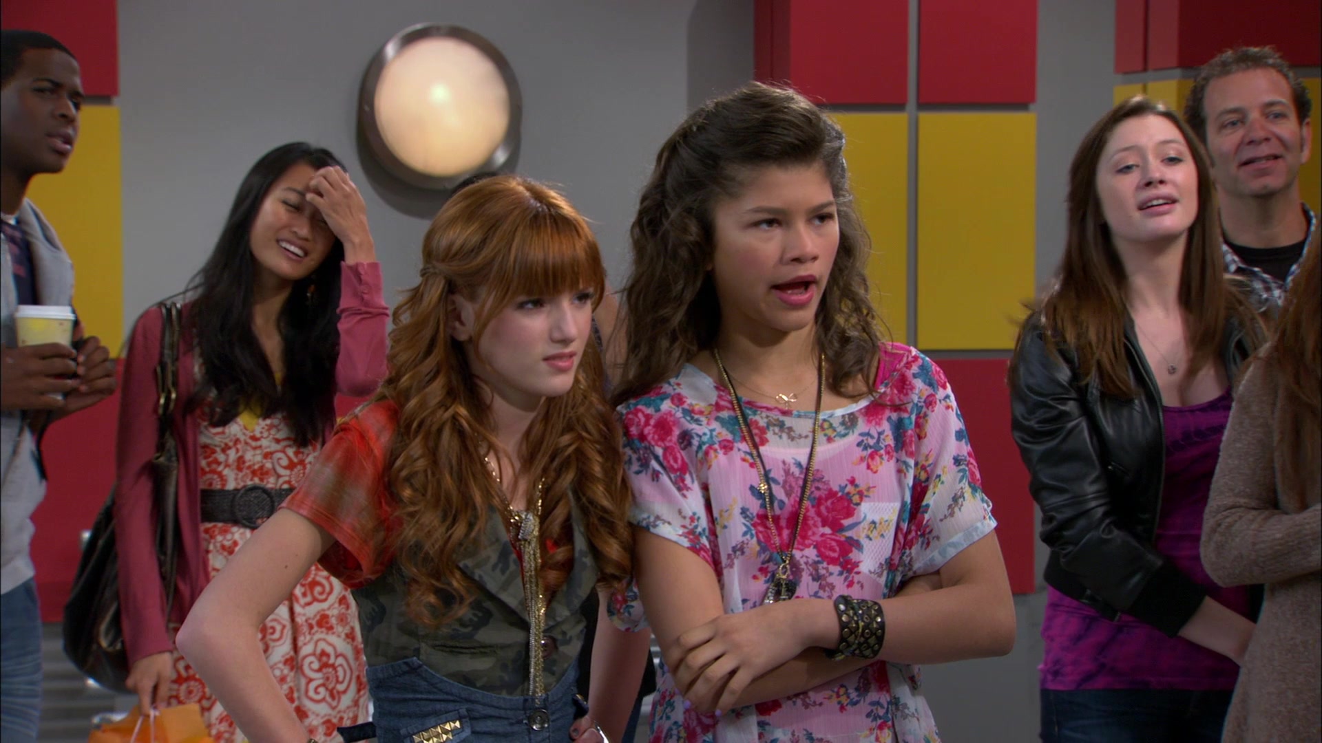 Shake_It_Up_S01E10_1080p_BTD_002750.jpg Shake_It_Up_S01E10_1080p_BTD_002750.jpg