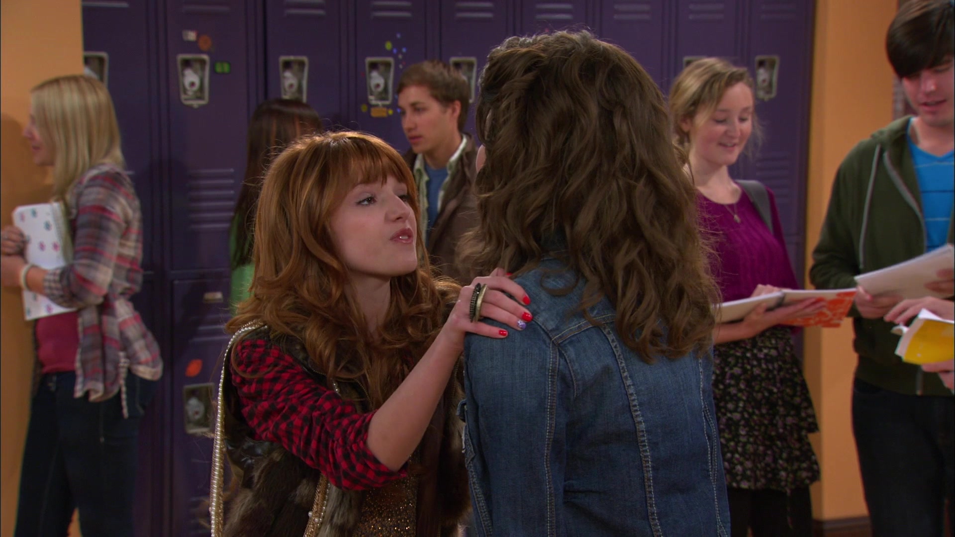Shake_It_Up_S01E11_1080p_BTD_000688.jpg
