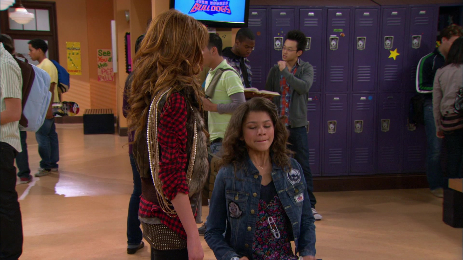 Shake_It_Up_S01E11_1080p_BTD_000712.jpg Shake_It_Up_S01E11_1080p_BTD_000712.jpg