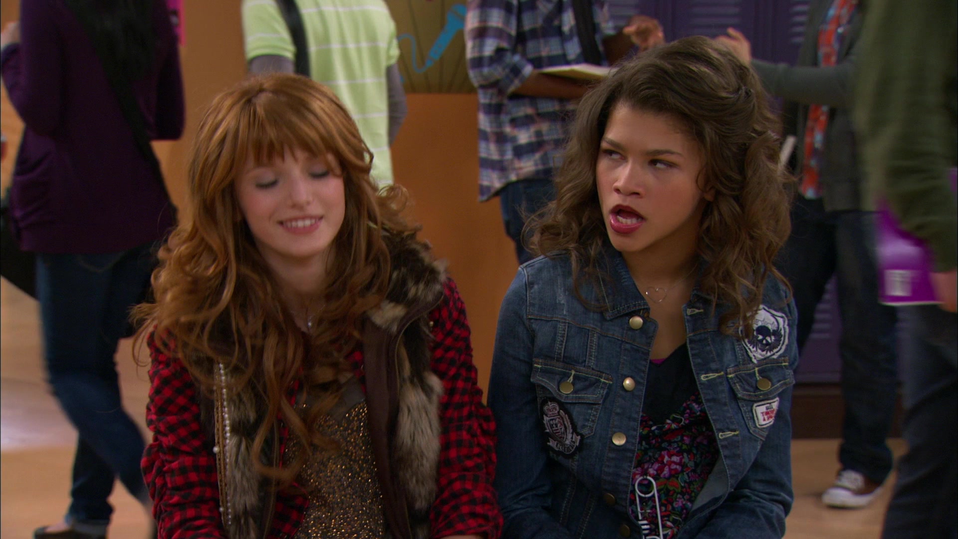 Shake_It_Up_S01E11_1080p_BTD_000736.jpg