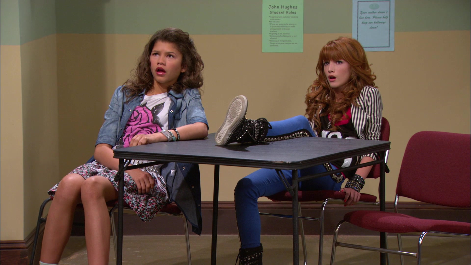 Shake_It_Up_S01E11_1080p_BTD_001040.jpg