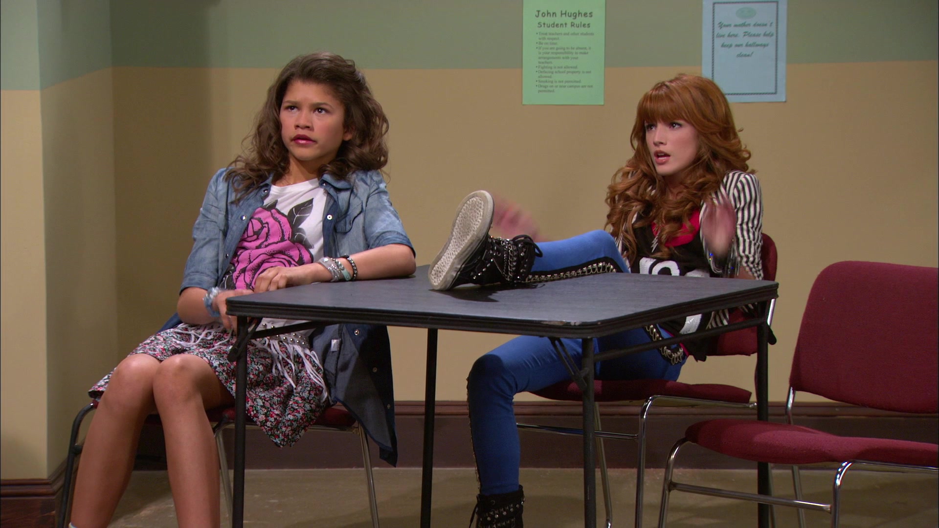 Shake_It_Up_S01E11_1080p_BTD_001050.jpg