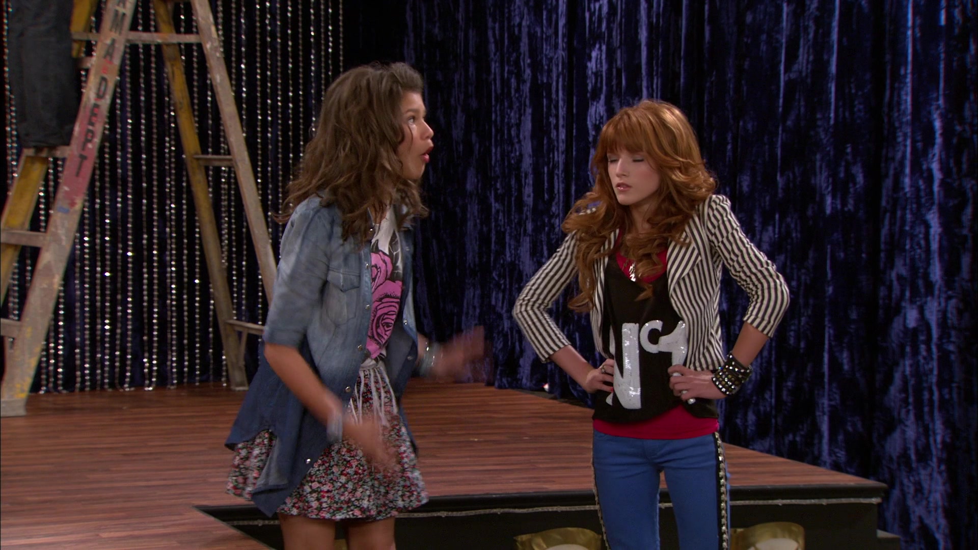 Shake_It_Up_S01E11_1080p_BTD_001130.jpg