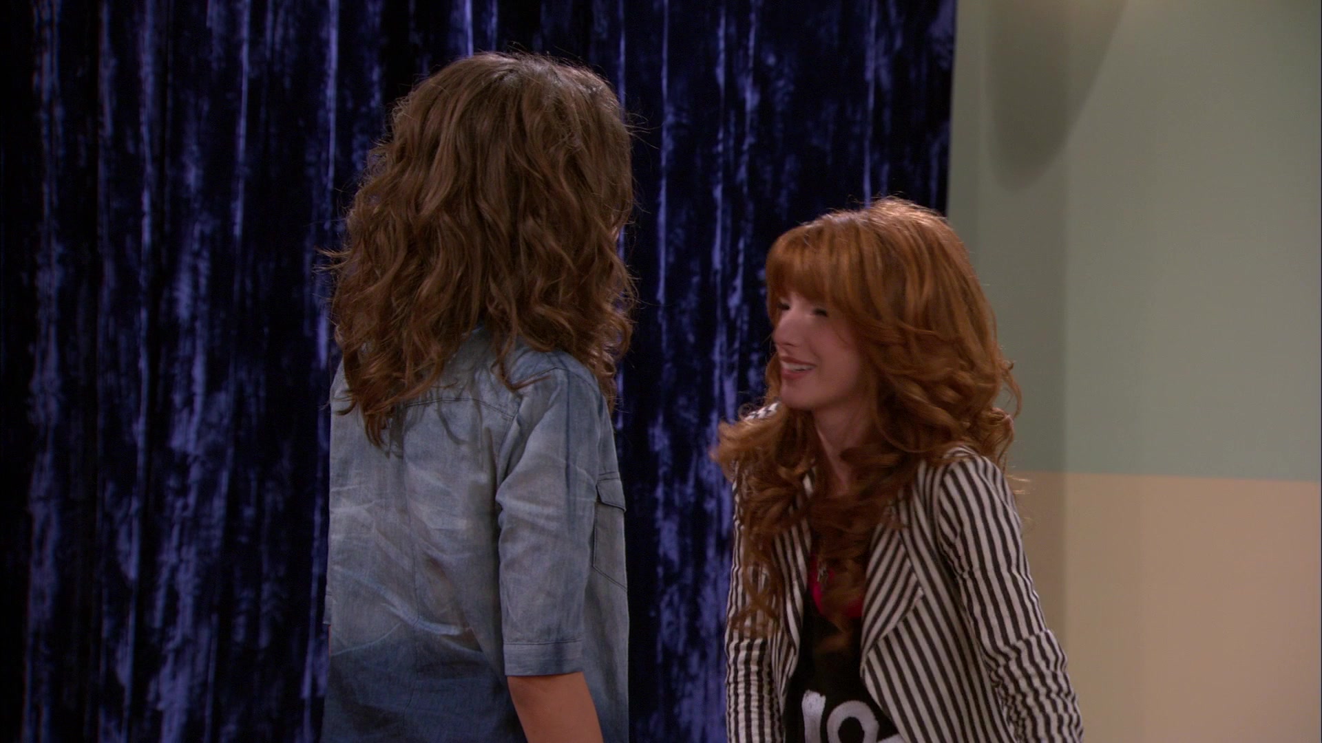 Shake_It_Up_S01E11_1080p_BTD_001155.jpg