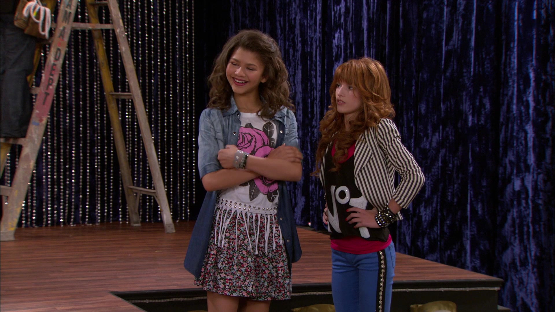 Shake_It_Up_S01E11_1080p_BTD_001167.jpg