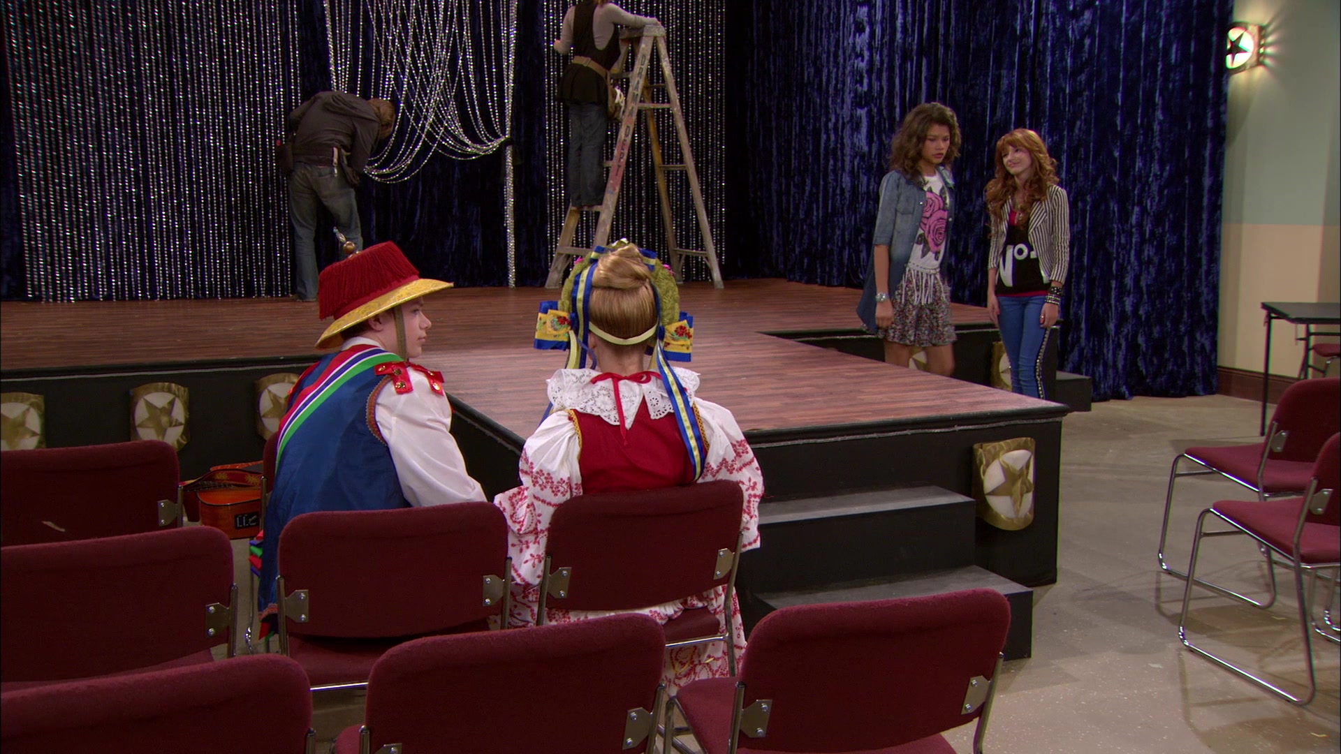 Shake_It_Up_S01E11_1080p_BTD_001181.jpg