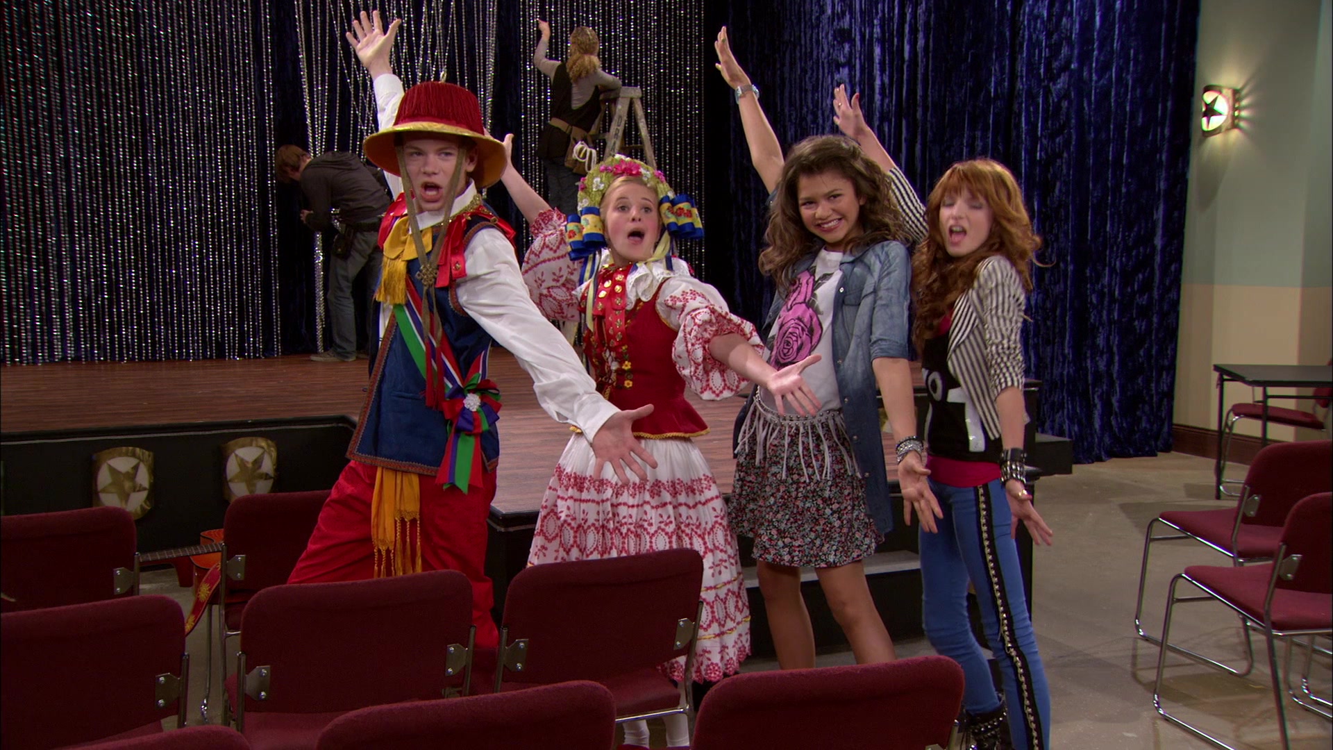 Shake_It_Up_S01E11_1080p_BTD_001275.jpg