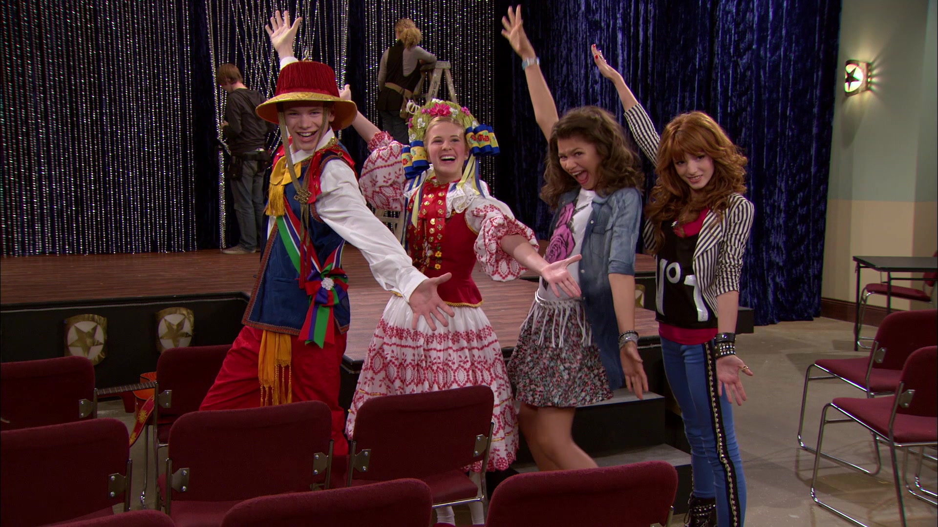 Shake_It_Up_S01E11_1080p_BTD_001284.jpg