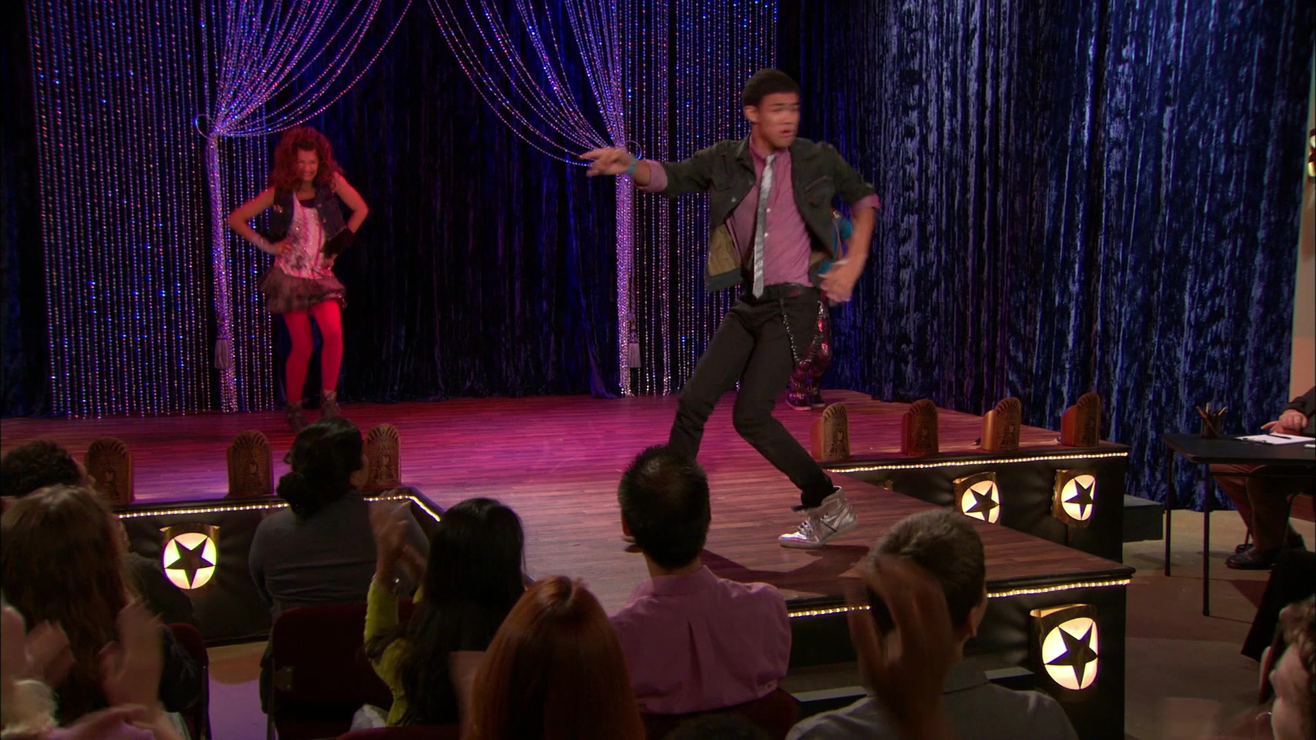 Shake_It_Up_S01E11_1080p_BTD_002570.jpg Shake_It_Up_S01E11_1080p_BTD_002570.jpg