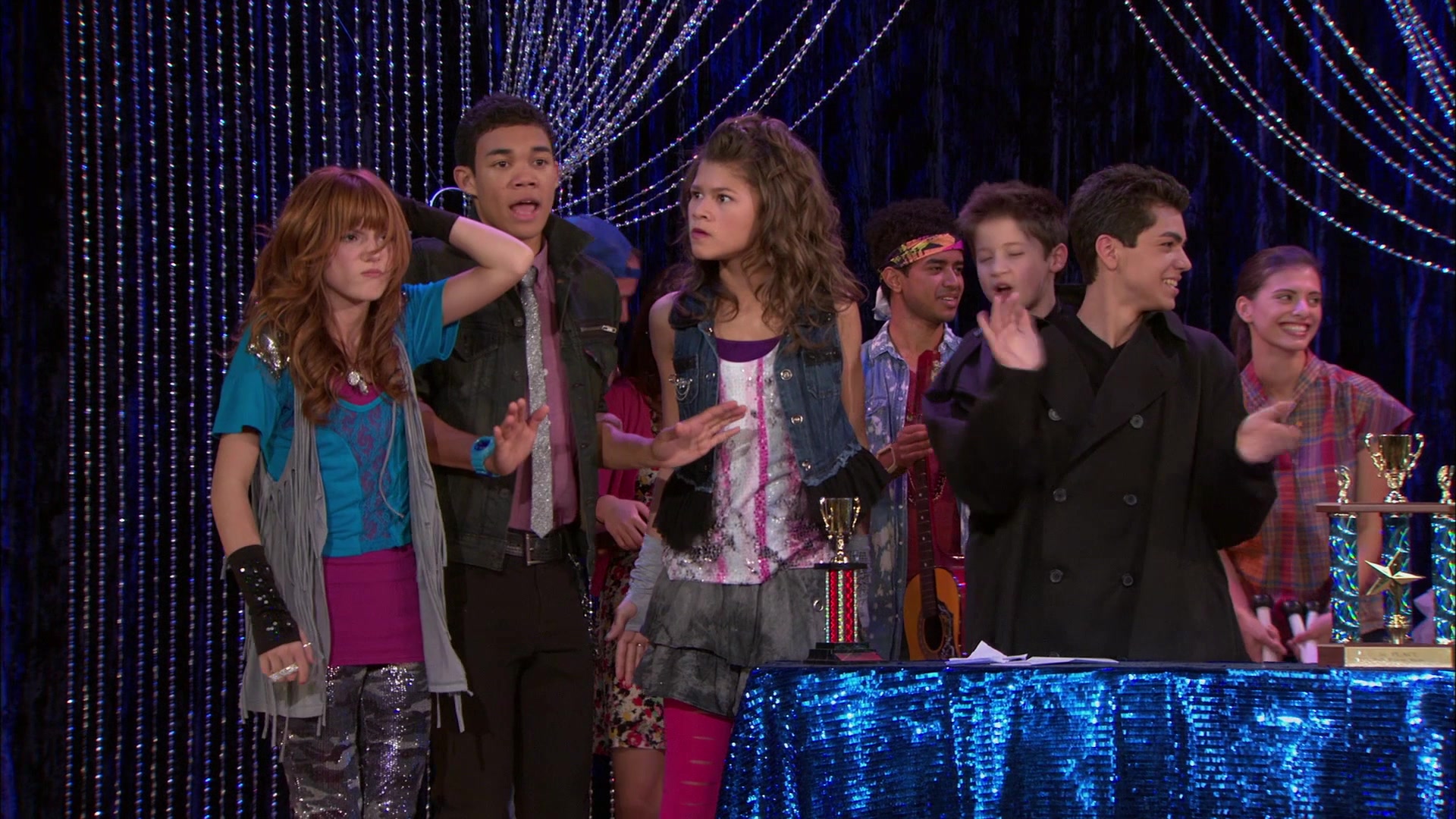 Shake_It_Up_S01E11_1080p_BTD_002924.jpg Shake_It_Up_S01E11_1080p_BTD_002924.jpg