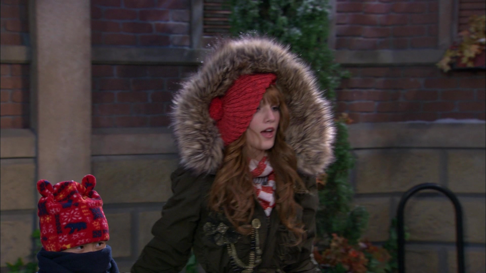 Shake_It_Up_S01E12_1080p_BTD_000024.jpg