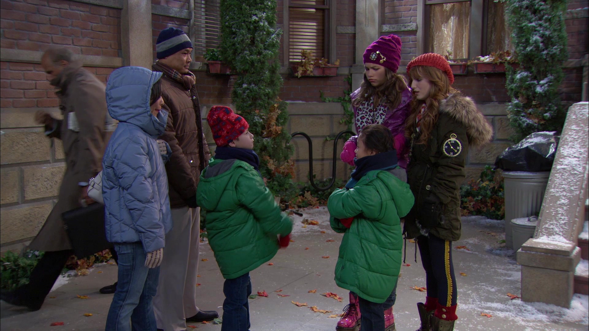 Shake_It_Up_S01E12_1080p_BTD_000107.jpg