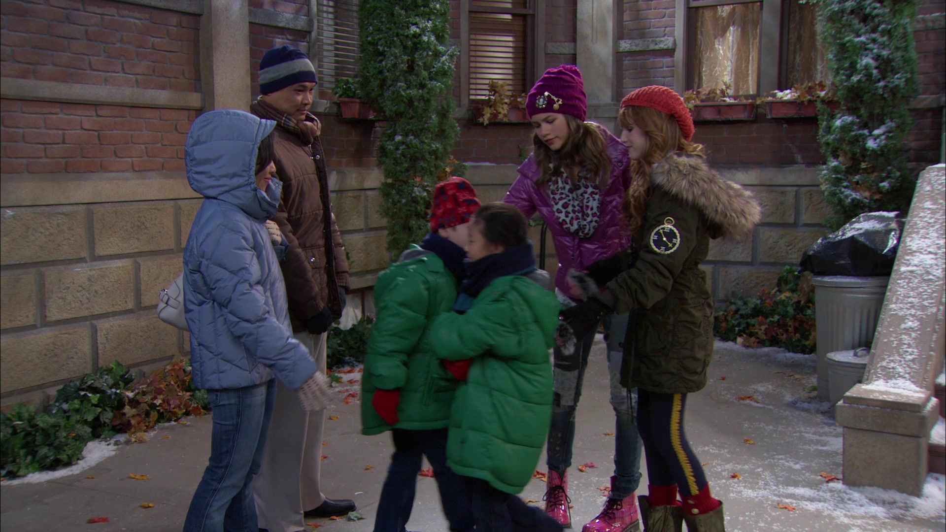 Shake_It_Up_S01E12_1080p_BTD_000111.jpg Shake_It_Up_S01E12_1080p_BTD_000111.jpg