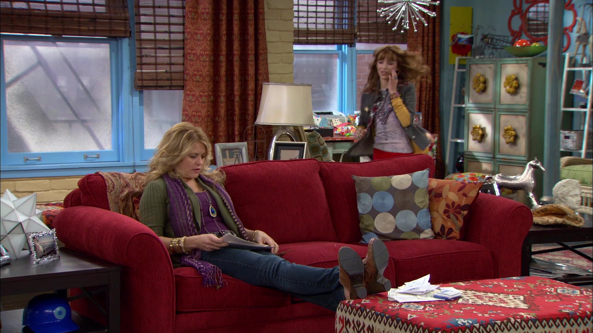 Shake_It_Up_S01E12_1080p_BTD_000265.jpg