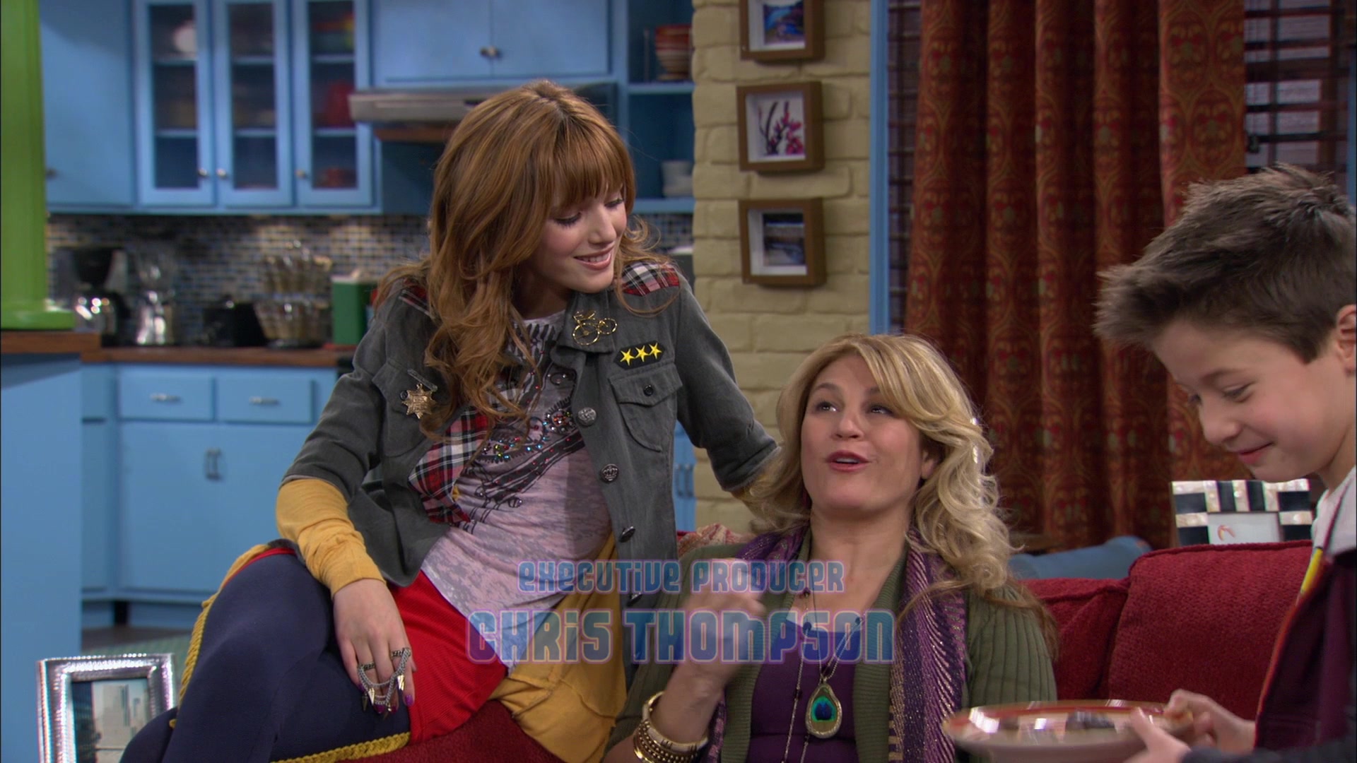Shake_It_Up_S01E12_1080p_BTD_000288.jpg