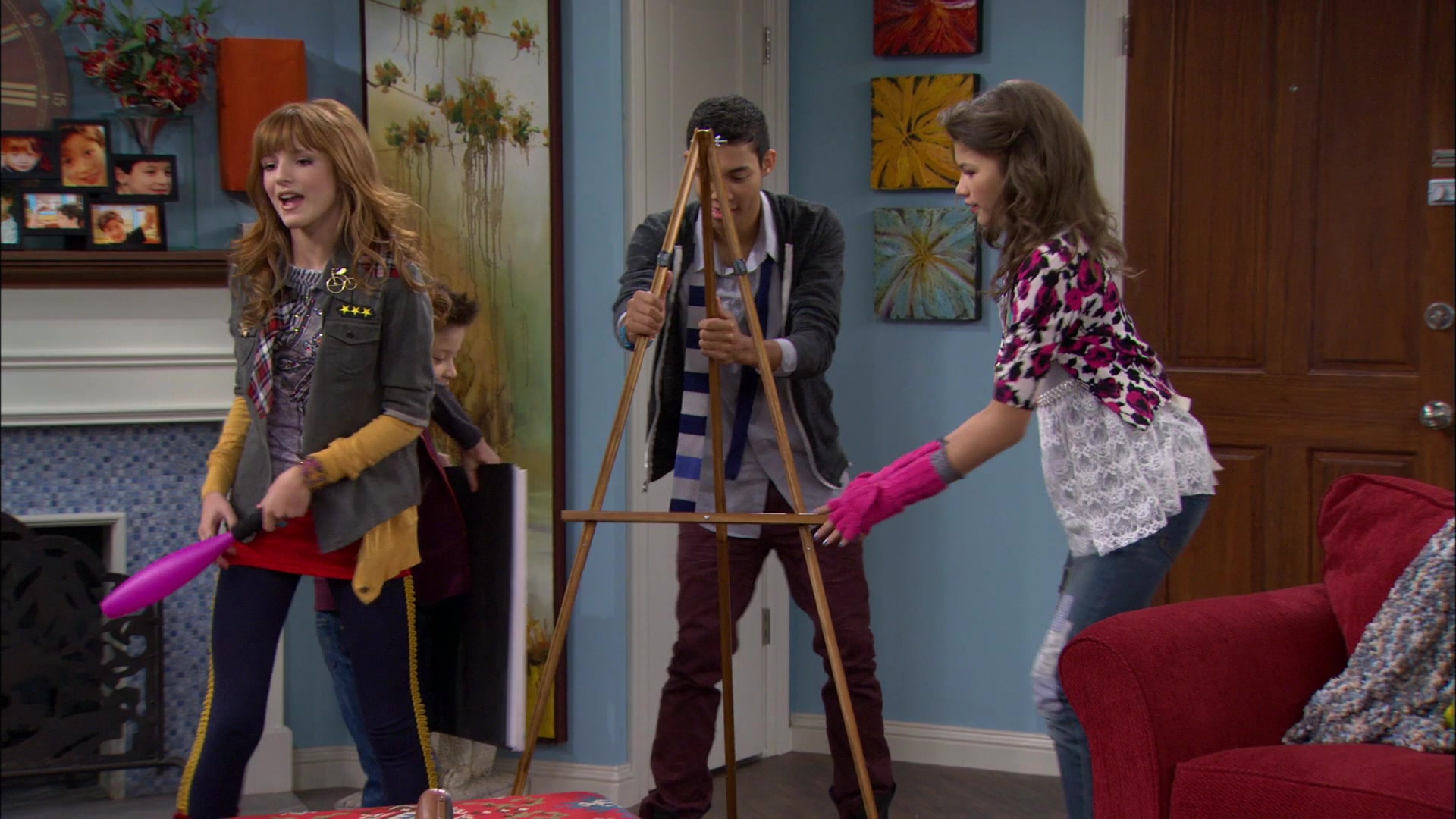 Shake_It_Up_S01E12_1080p_BTD_000331.jpg