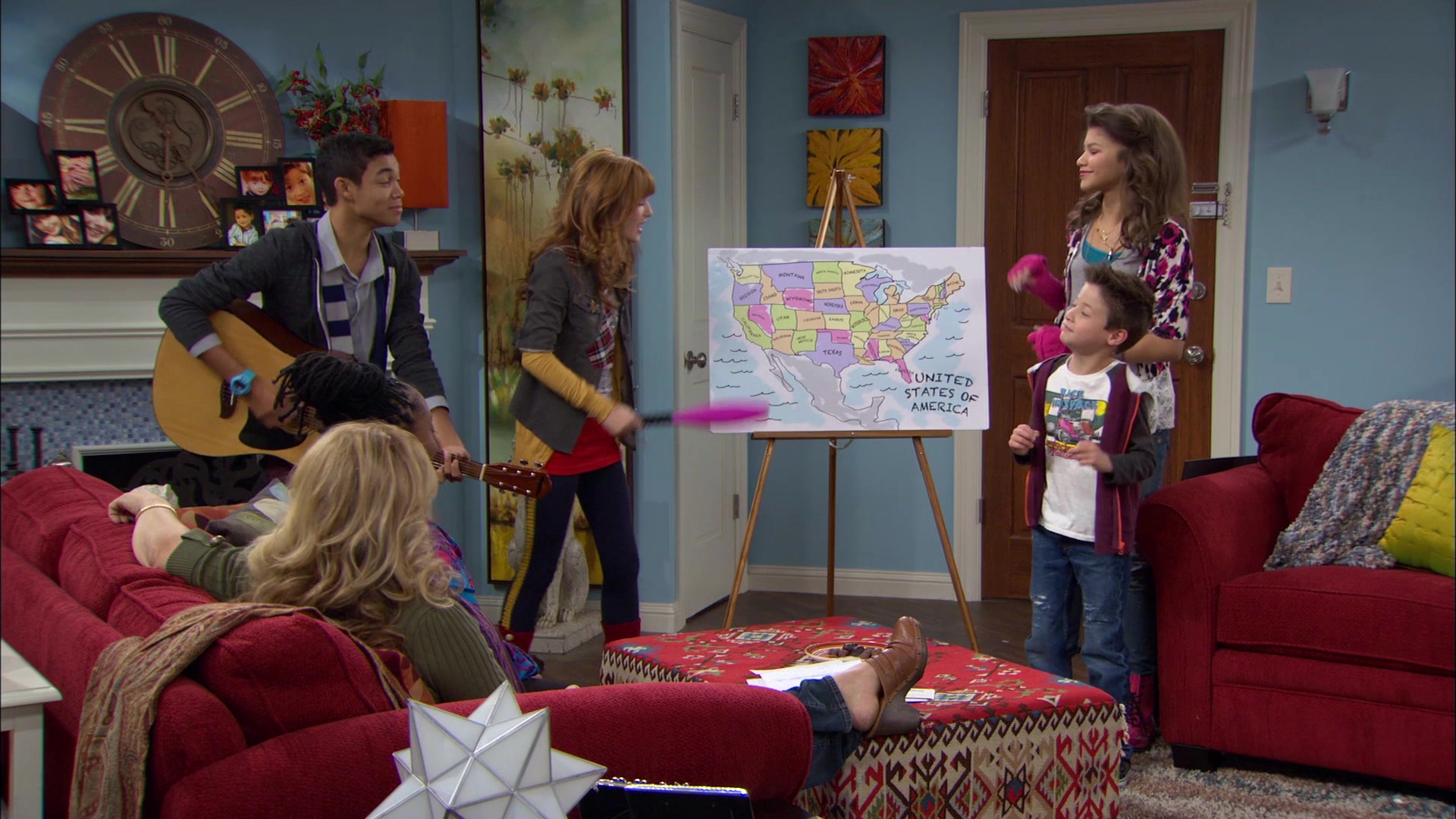 Shake_It_Up_S01E12_1080p_BTD_000424.jpg Shake_It_Up_S01E12_1080p_BTD_000424.jpg