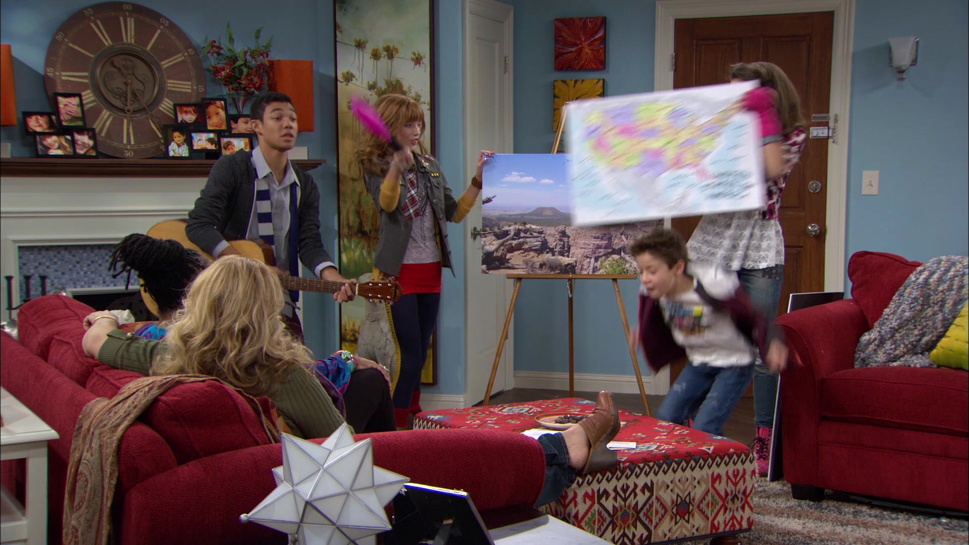 Shake_It_Up_S01E12_1080p_BTD_000437.jpg