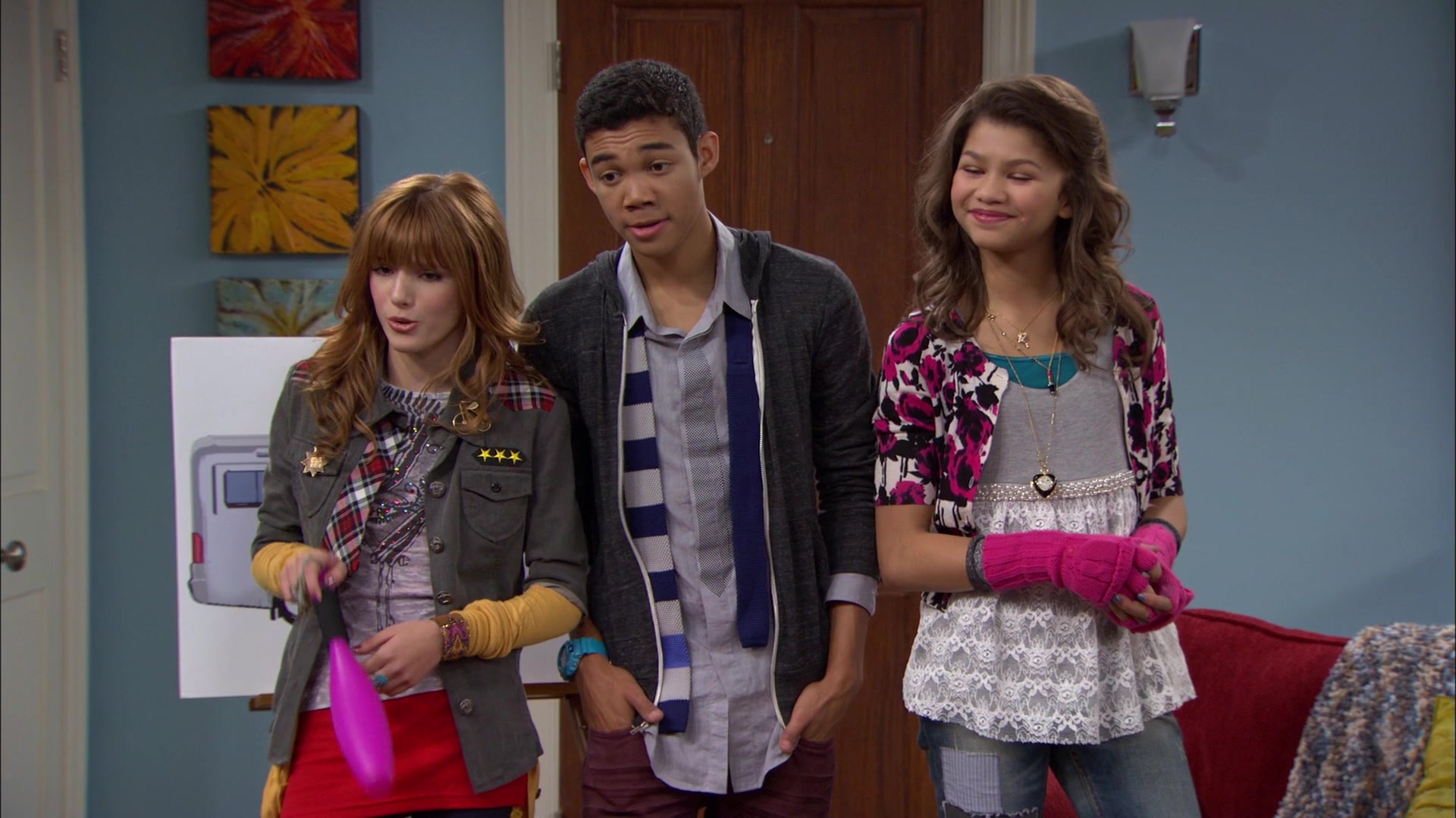 Shake_It_Up_S01E12_1080p_BTD_000564.jpg