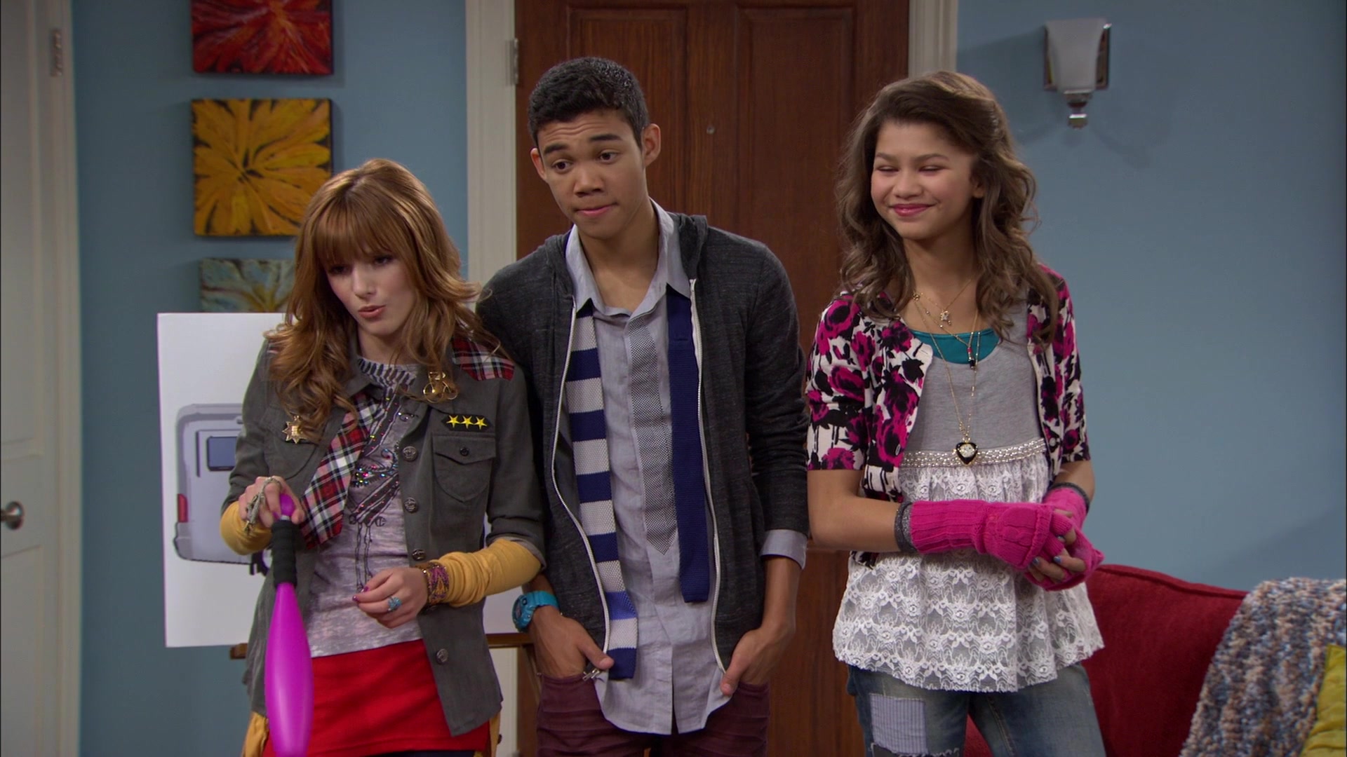 Shake_It_Up_S01E12_1080p_BTD_000565.jpg Shake_It_Up_S01E12_1080p_BTD_000565.jpg