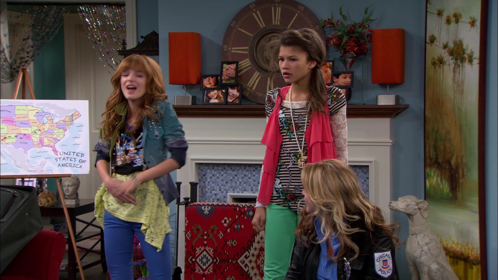 Shake_It_Up_S01E12_1080p_BTD_001259.jpg