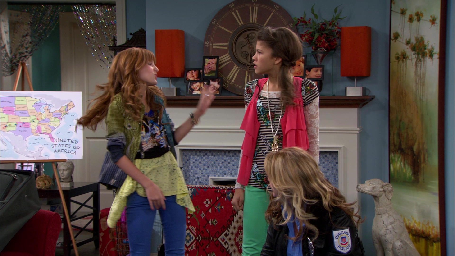Shake_It_Up_S01E12_1080p_BTD_001260.jpg