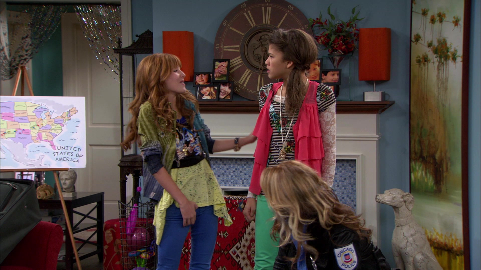 Shake_It_Up_S01E12_1080p_BTD_001261.jpg