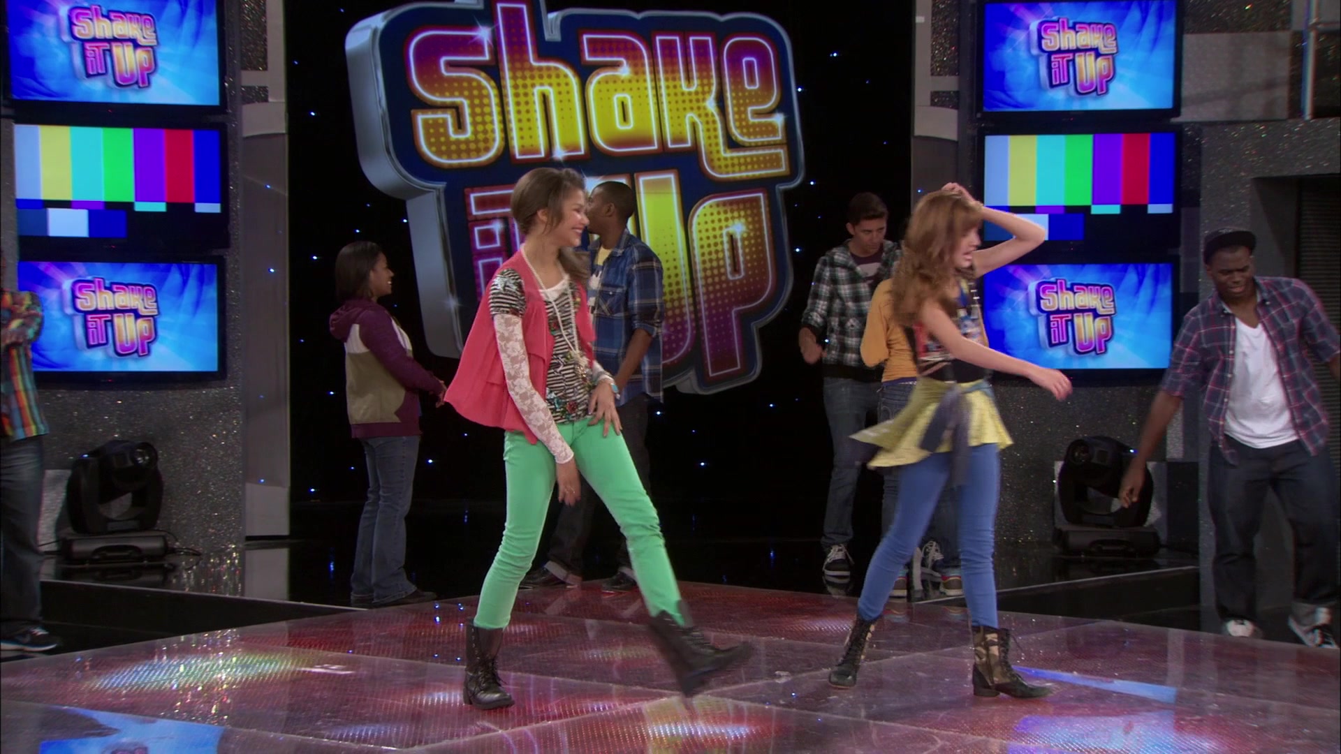 Shake_It_Up_S01E12_1080p_BTD_001569.jpg