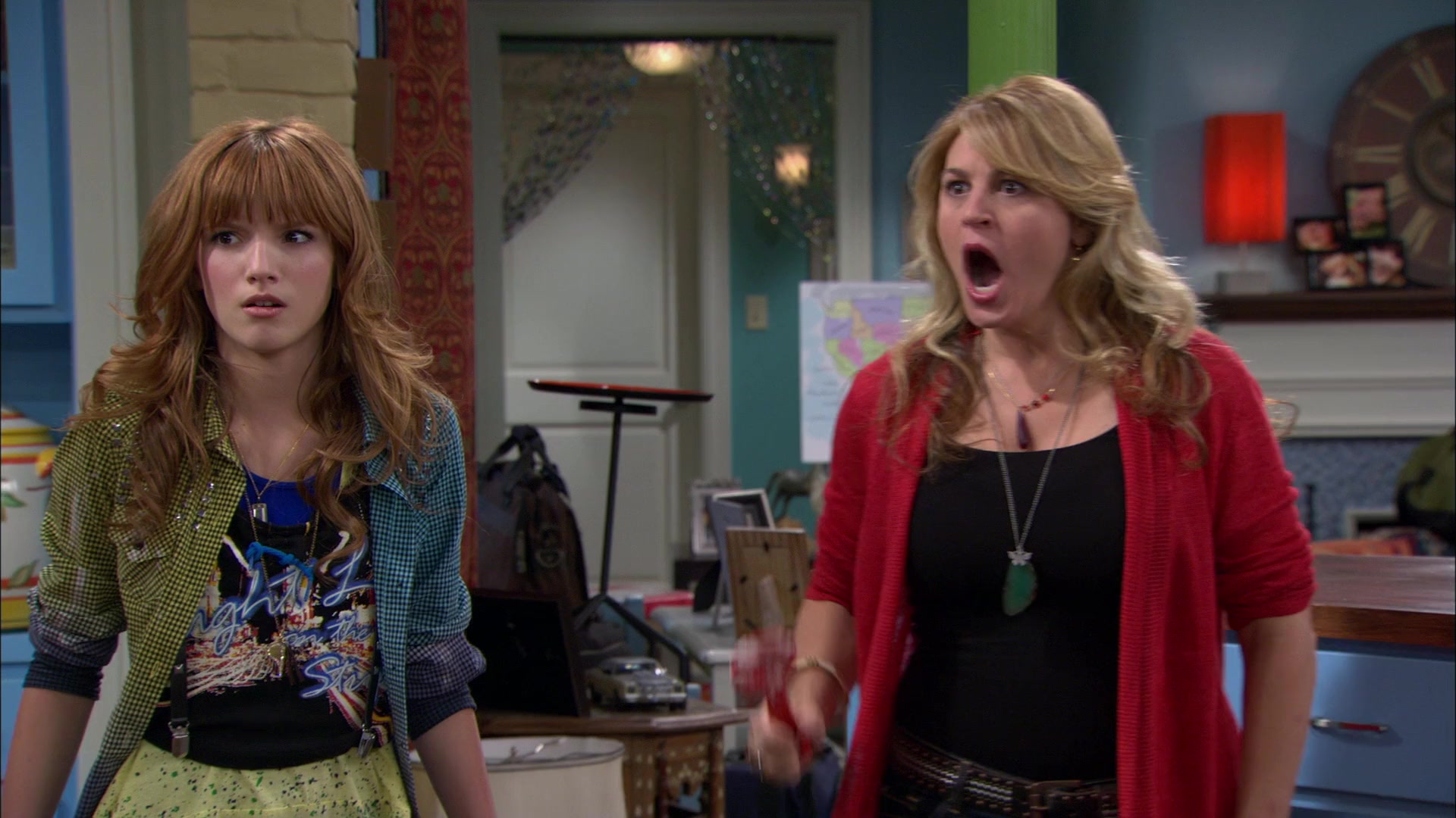 Shake_It_Up_S01E12_1080p_BTD_001849.jpg Shake_It_Up_S01E12_1080p_BTD_001849.jpg