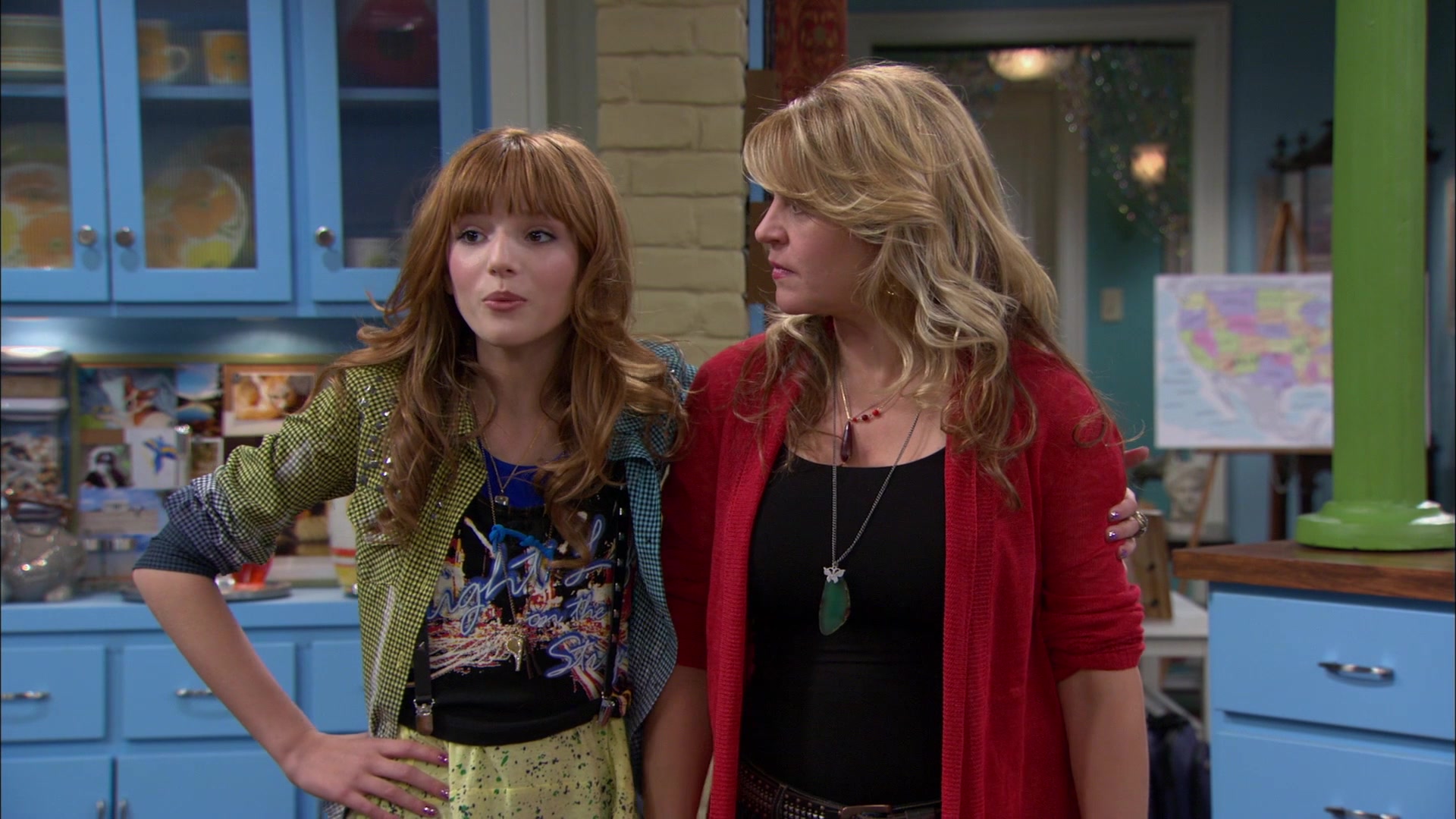 Shake_It_Up_S01E12_1080p_BTD_001872.jpg