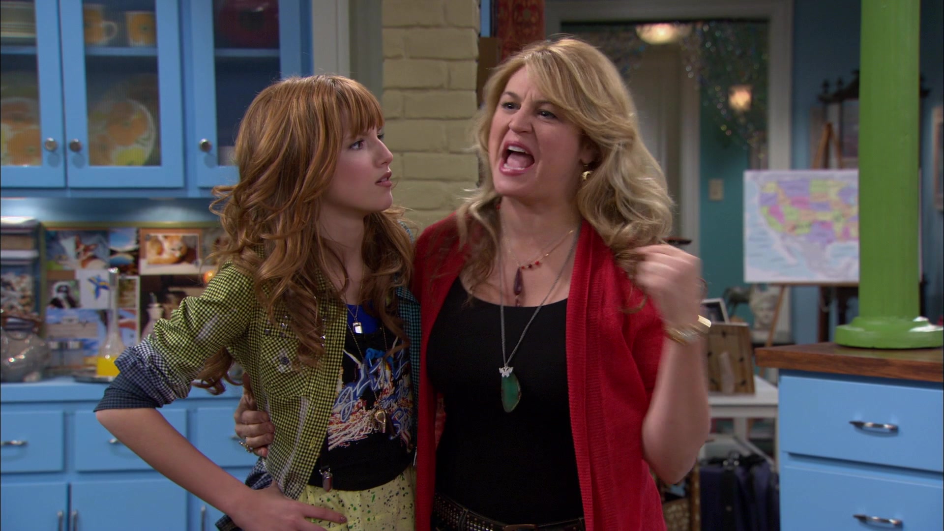 Shake_It_Up_S01E12_1080p_BTD_001886.jpg