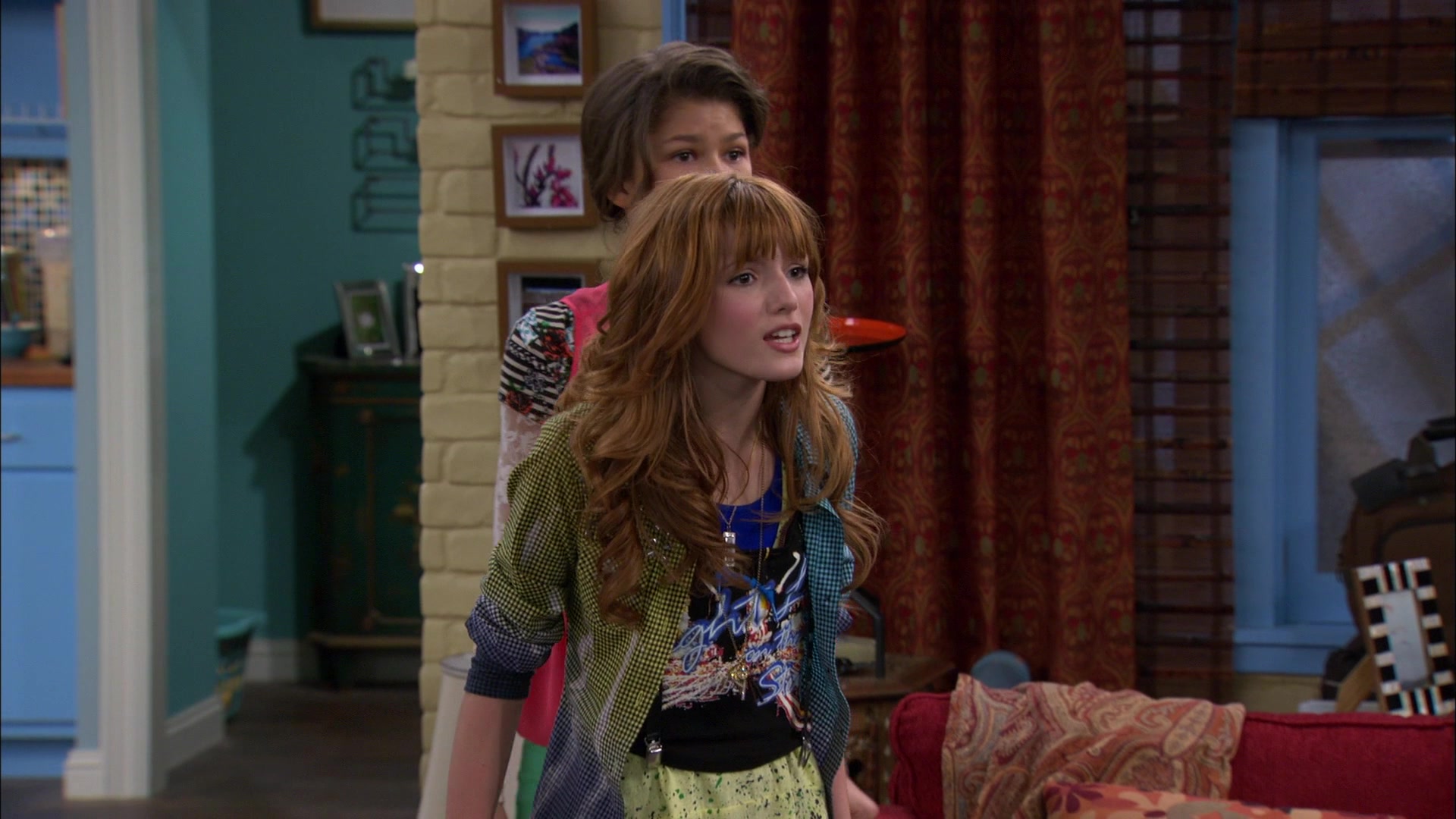Shake_It_Up_S01E12_1080p_BTD_001908.jpg