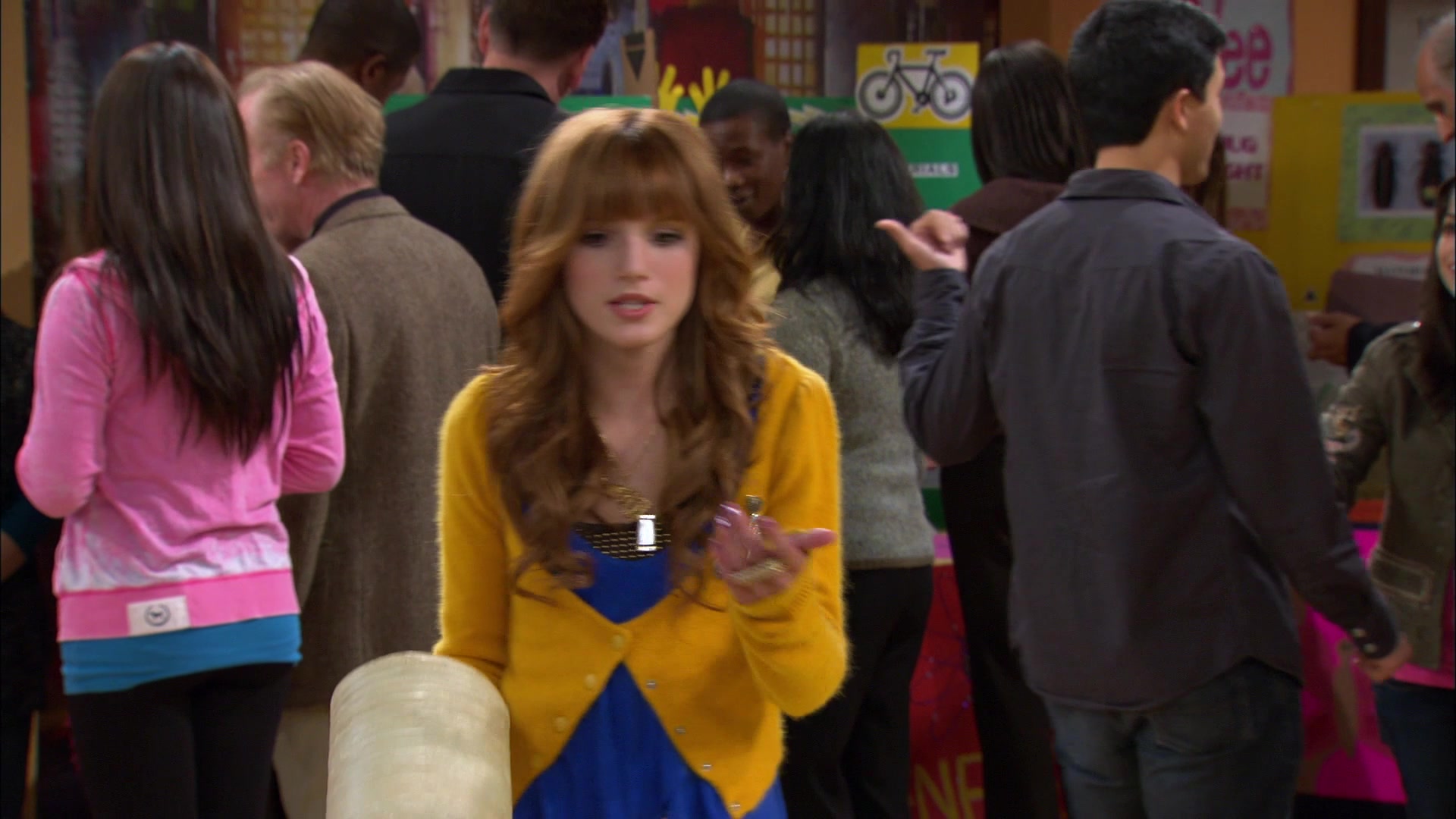 Shake_It_Up_S01E12_1080p_BTD_002113.jpg