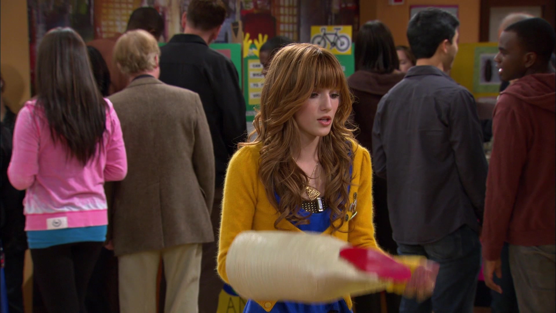 Shake_It_Up_S01E12_1080p_BTD_002117.jpg