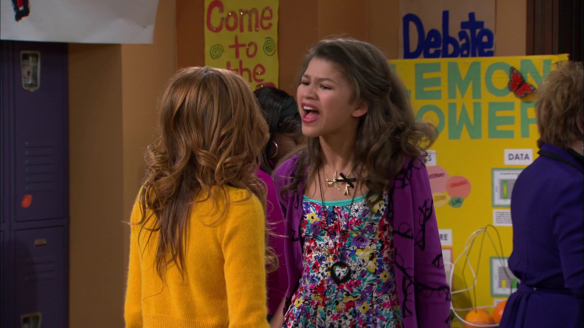Shake_It_Up_S01E12_1080p_BTD_002202.jpg