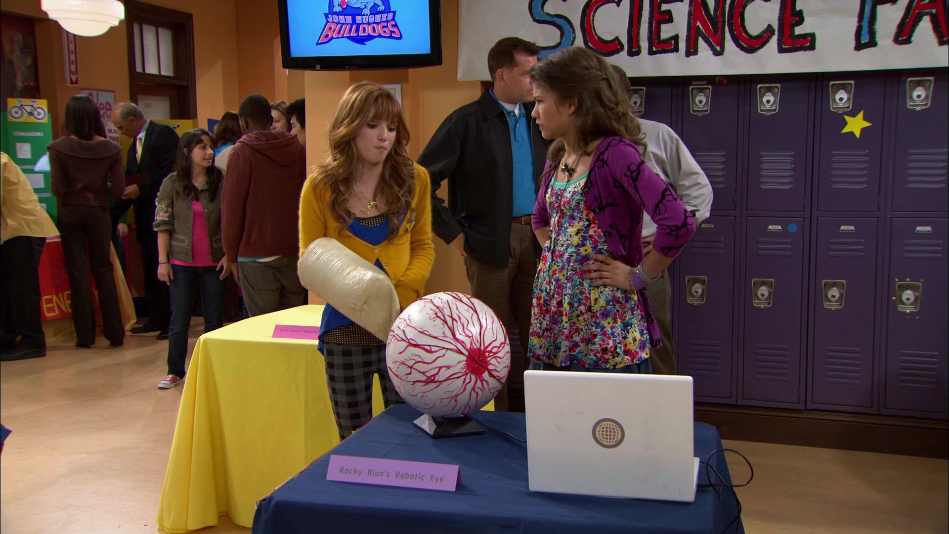 Shake_It_Up_S01E12_1080p_BTD_002218.jpg