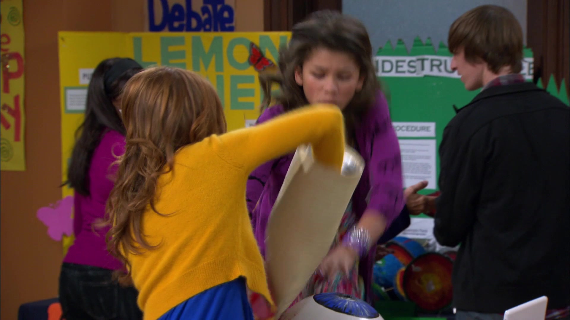 Shake_It_Up_S01E12_1080p_BTD_002227.jpg