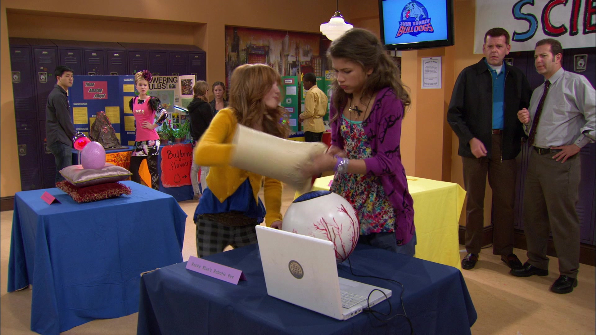 Shake_It_Up_S01E12_1080p_BTD_002232.jpg