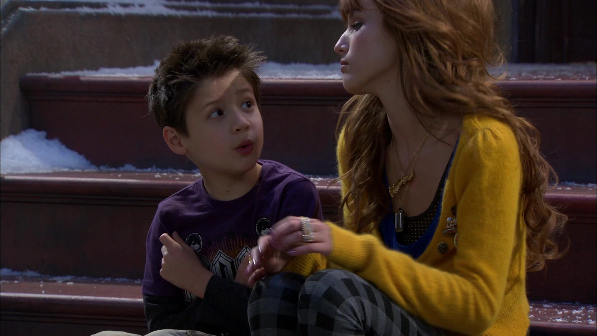 Shake_It_Up_S01E12_1080p_BTD_002561.jpg