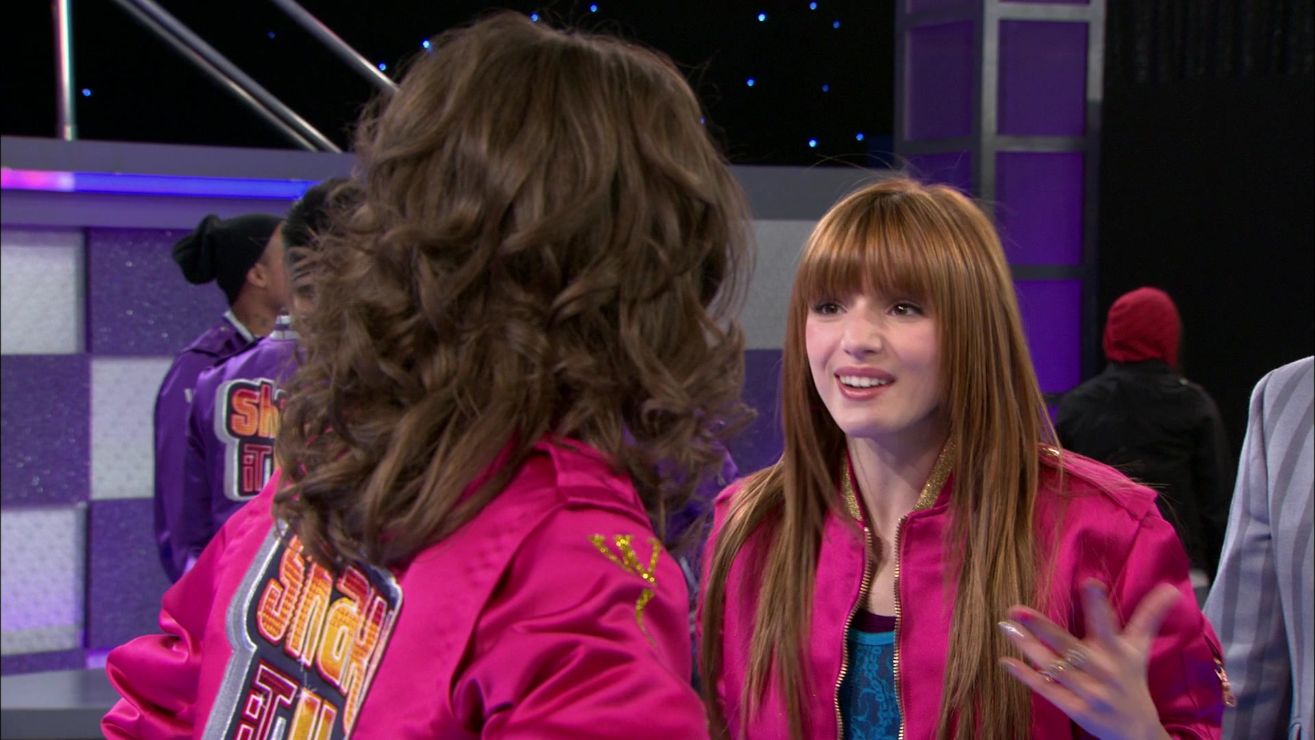 Shake_It_Up_S01E13_1080p_BTD_000240.jpg