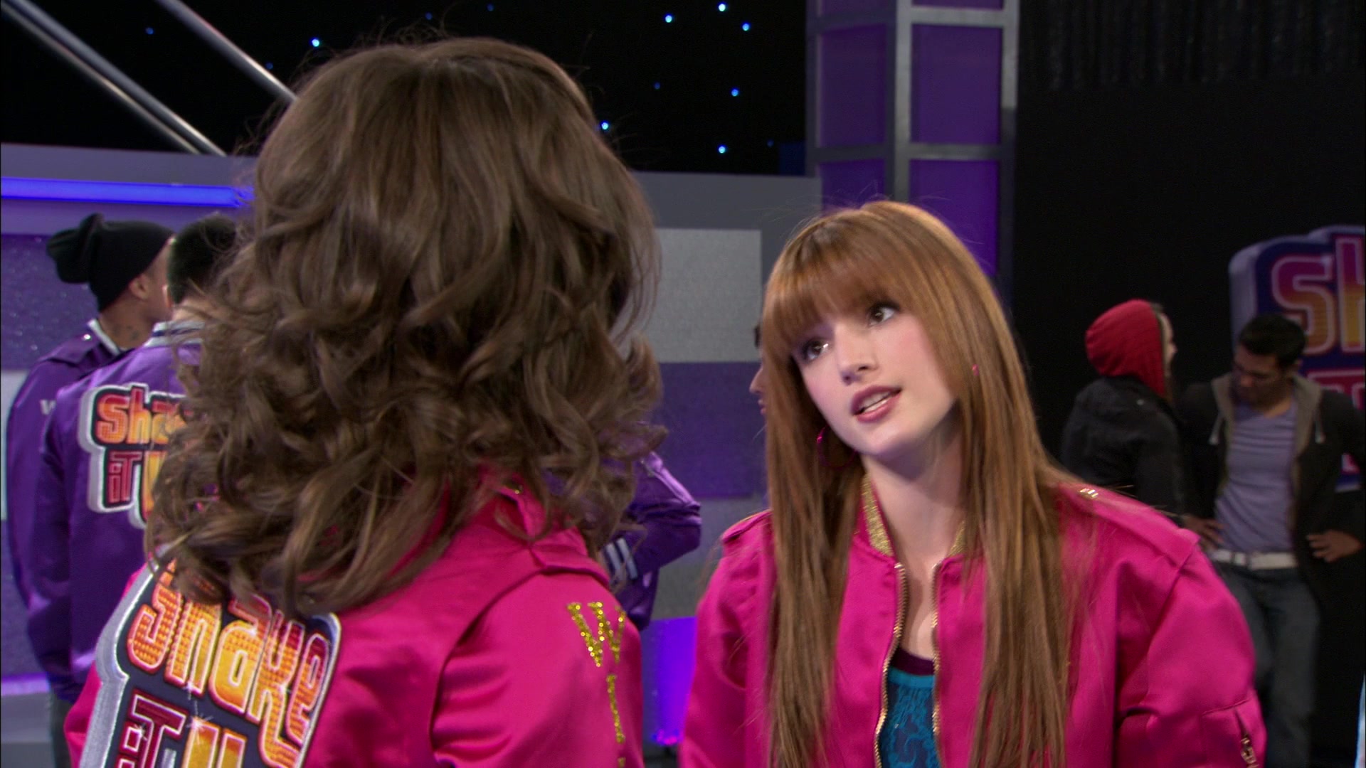 Shake_It_Up_S01E13_1080p_BTD_000246.jpg