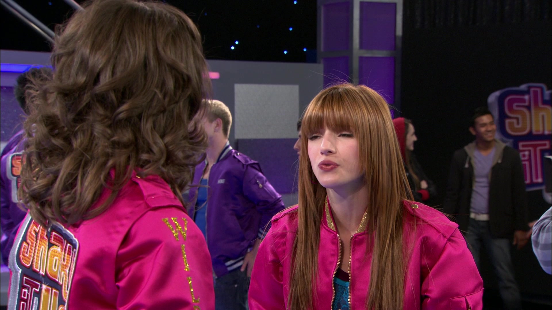 Shake_It_Up_S01E13_1080p_BTD_000261.jpg