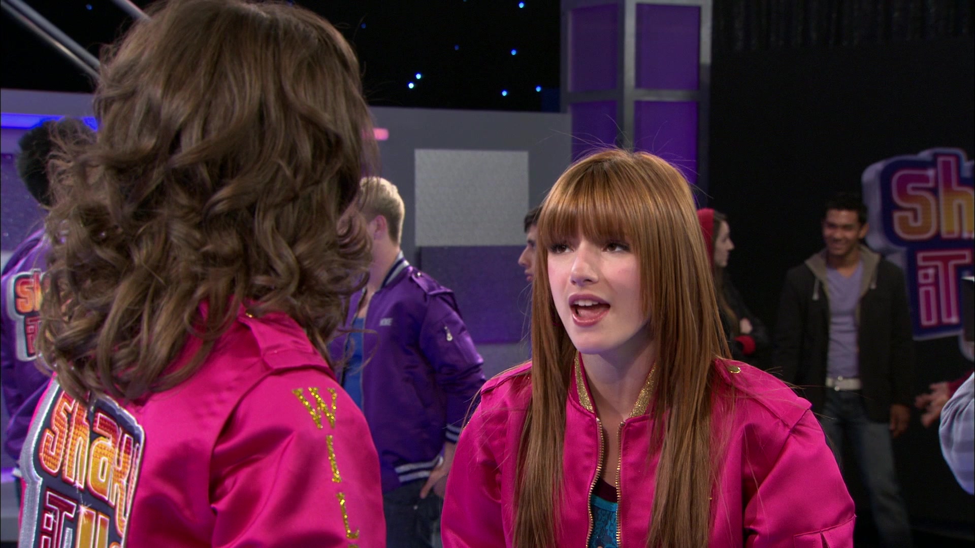Shake_It_Up_S01E13_1080p_BTD_000262.jpg Shake_It_Up_S01E13_1080p_BTD_000262.jpg