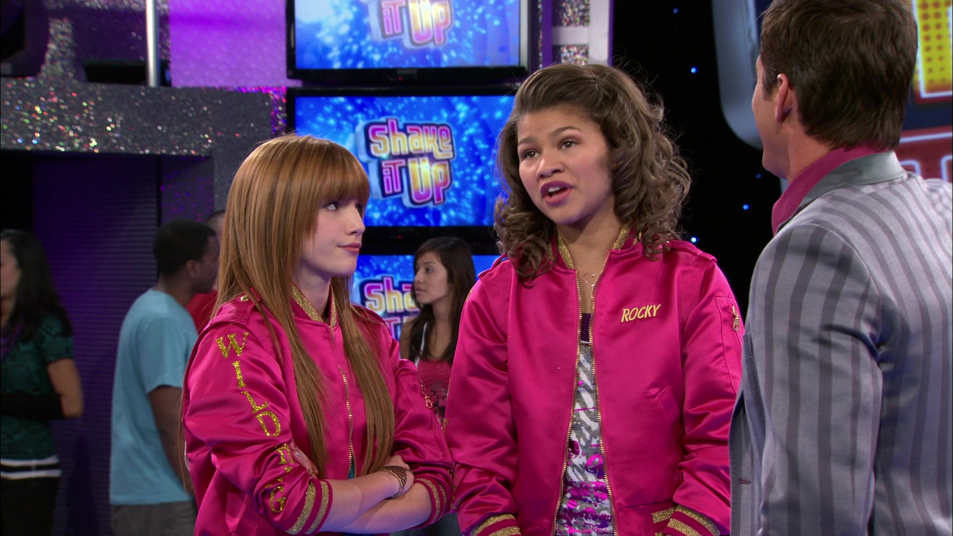 Shake_It_Up_S01E13_1080p_BTD_000332.jpg Shake_It_Up_S01E13_1080p_BTD_000332.jpg