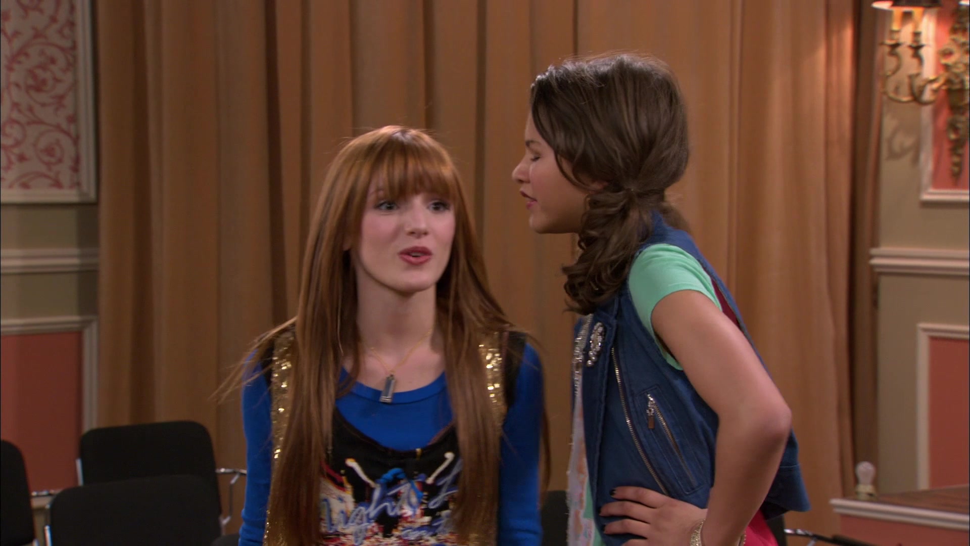 Shake_It_Up_S01E13_1080p_BTD_000896.jpg Shake_It_Up_S01E13_1080p_BTD_000896.jpg