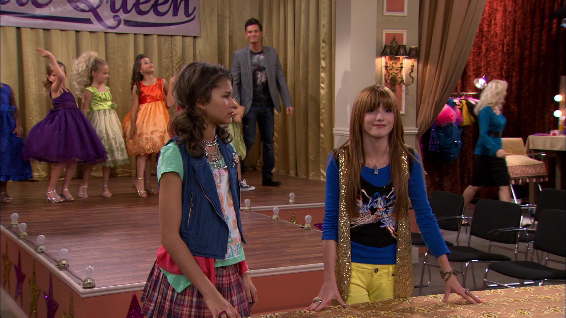 Shake_It_Up_S01E13_1080p_BTD_000913.jpg Shake_It_Up_S01E13_1080p_BTD_000913.jpg