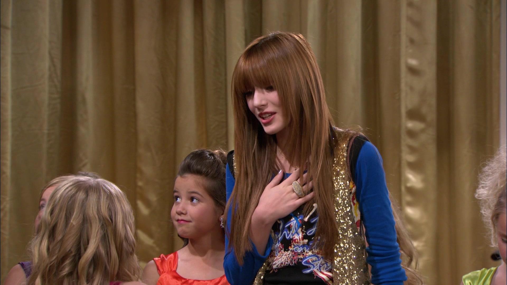 Shake_It_Up_S01E13_1080p_BTD_001022.jpg