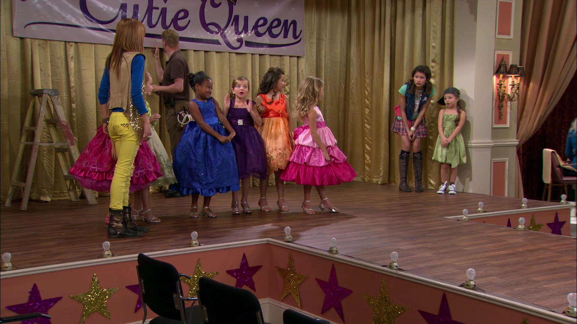 Shake_It_Up_S01E13_1080p_BTD_001116.jpg Shake_It_Up_S01E13_1080p_BTD_001116.jpg