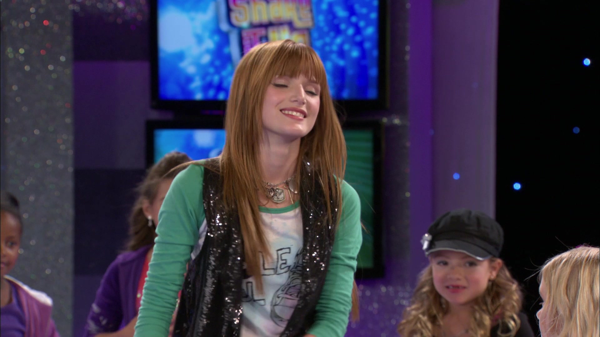 Shake_It_Up_S01E13_1080p_BTD_001177.jpg