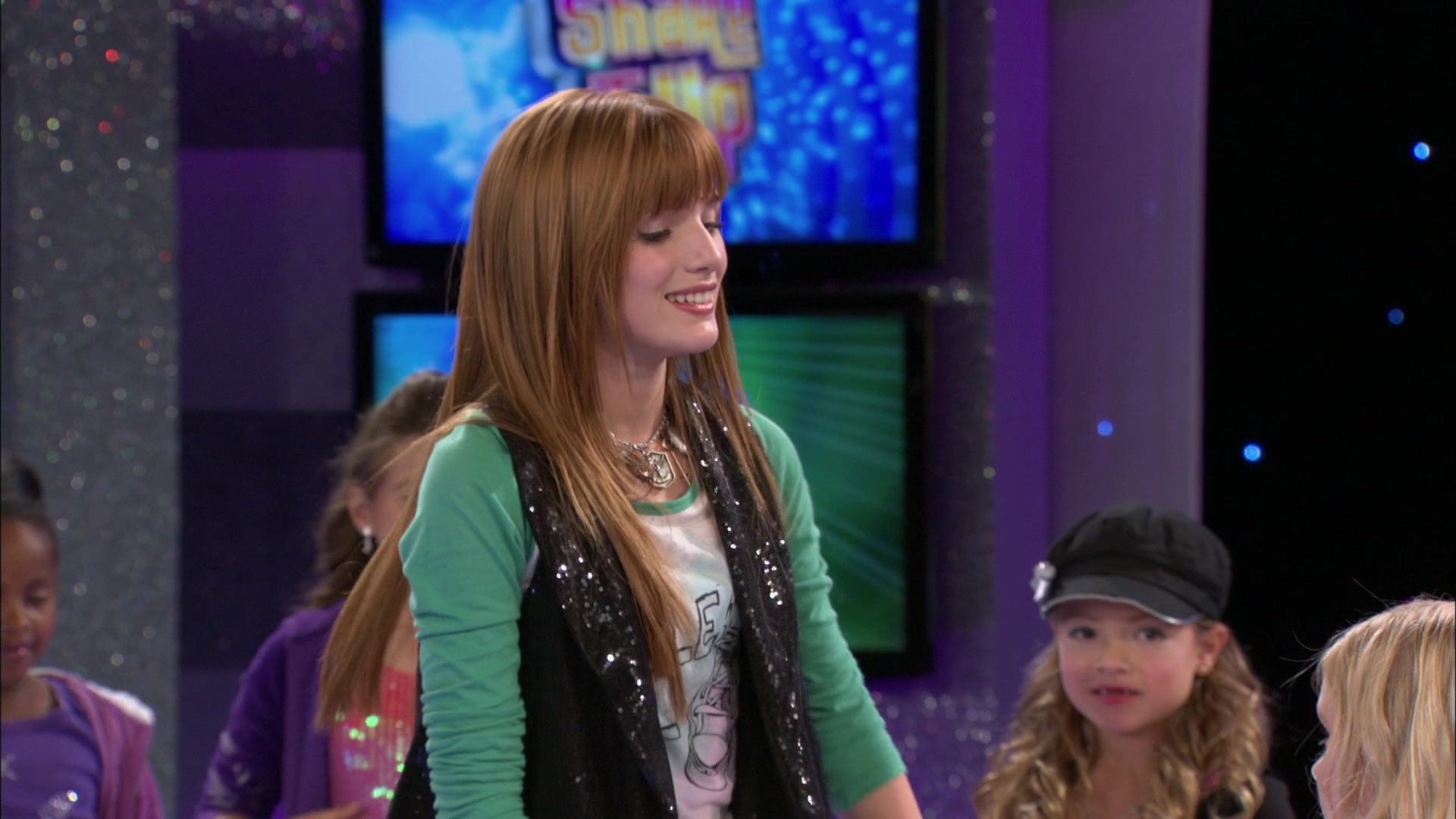 Shake_It_Up_S01E13_1080p_BTD_001178.jpg